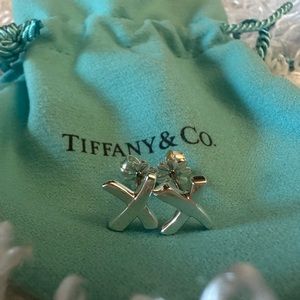 New Tiffany & Co. Paloma Picasso’s graffiti X kiss sterling silver earrings